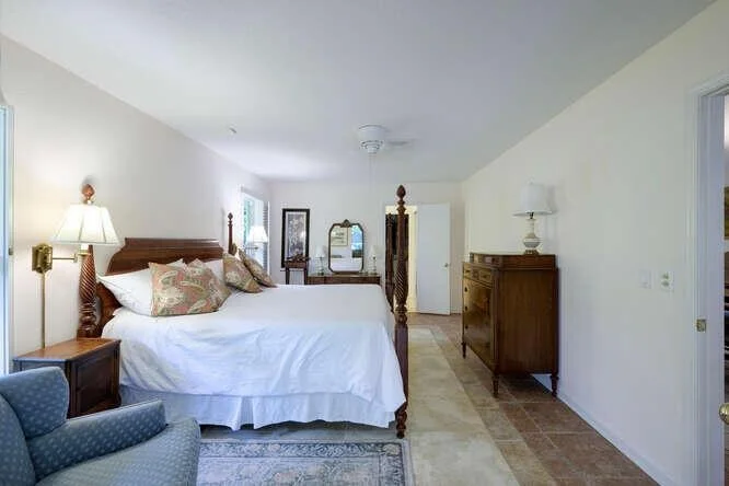 Photo of 137 Gulfstream Road
