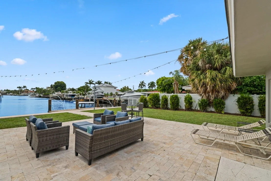 Photo of 2301 N Ocean Boulevard