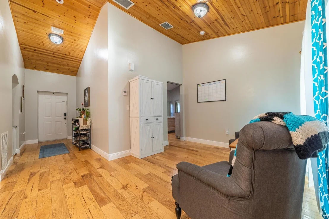 Photo of 1402 SE 12th Drive