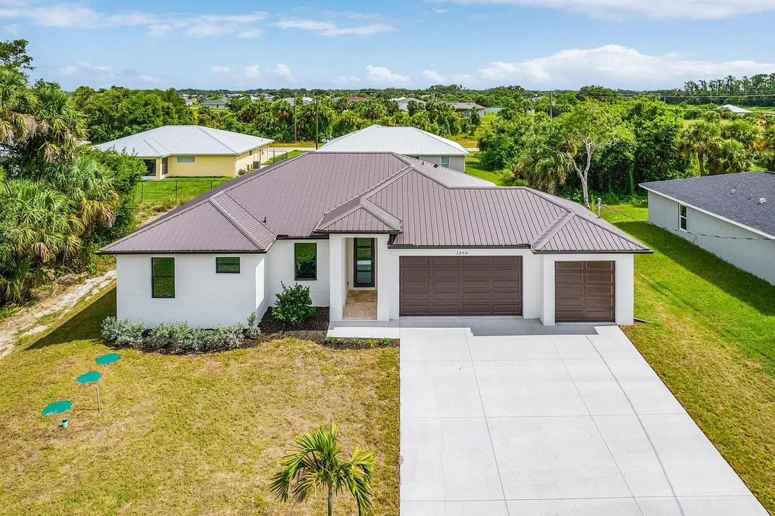 Photo of 1299 Argosy Road