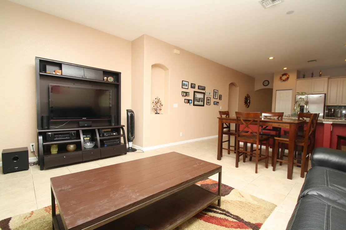 Photo of 6639 Jacques Way