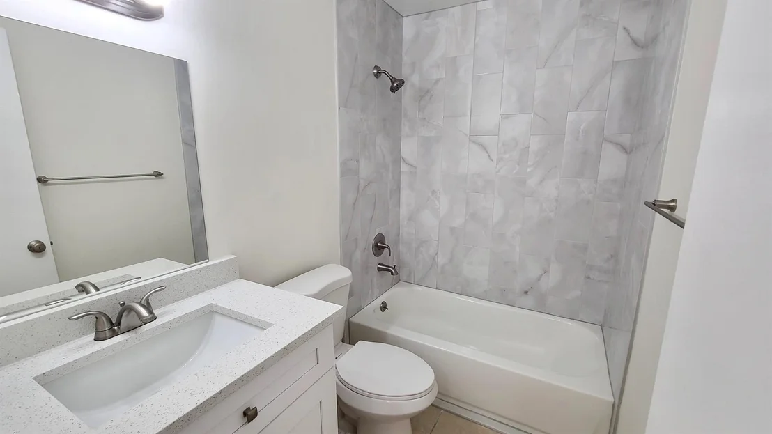 Photo of 31 SE Cayuga Terrace