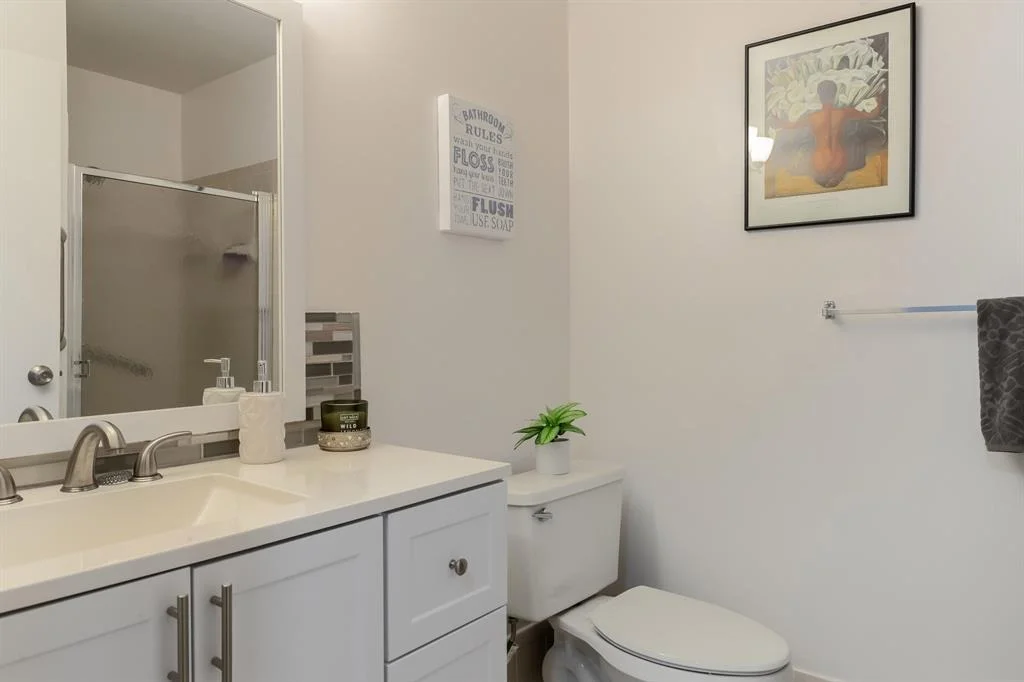 Photo of Unit C at 5021 Nesting Way