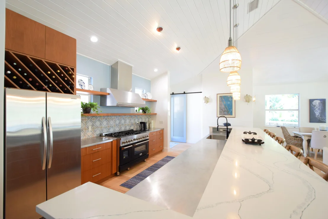 Photo of 310 SE Cardinal Way