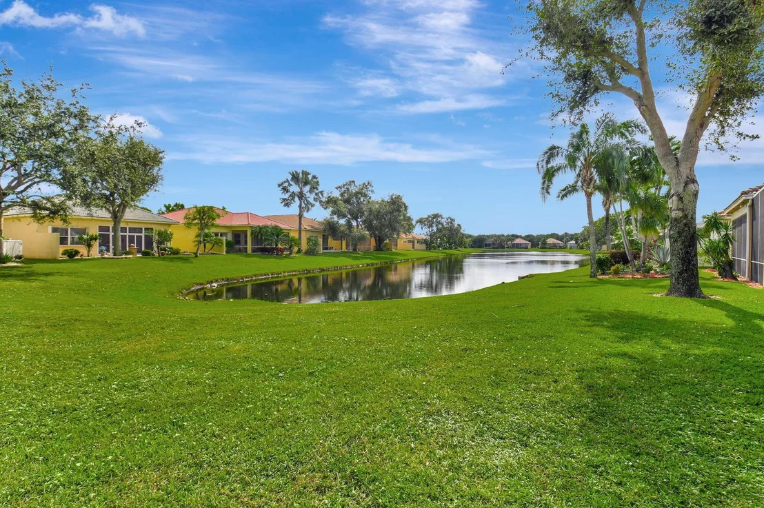 Photo of 7064 Demedici Circle