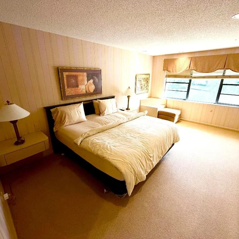 Photo of Unit D at 22 Eastgate Drive