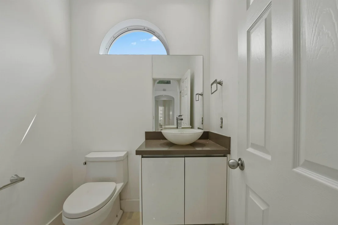 Photo of 315 Eagle Drive