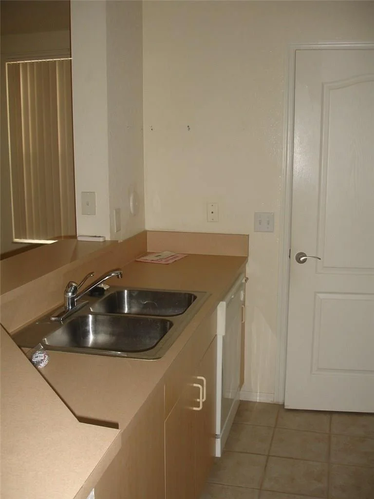 Photo of Unit 708 at 708 Belmont Place