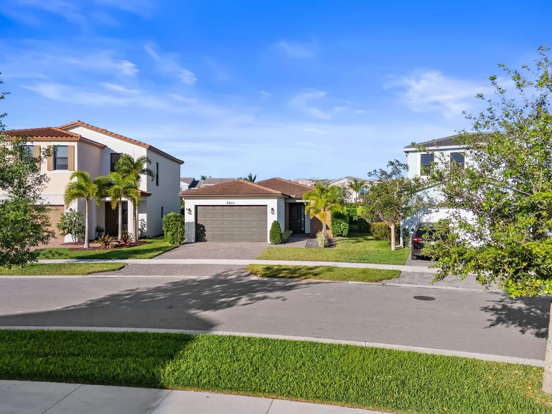 Photo of 5503 Starfish Road