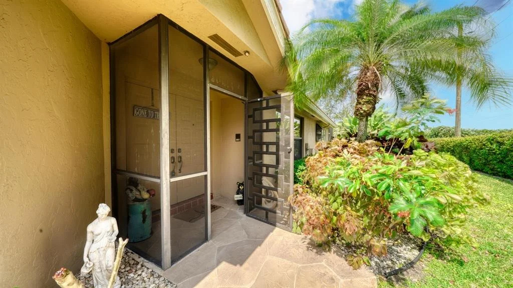 Photo of 11294 Clover Leaf Circle