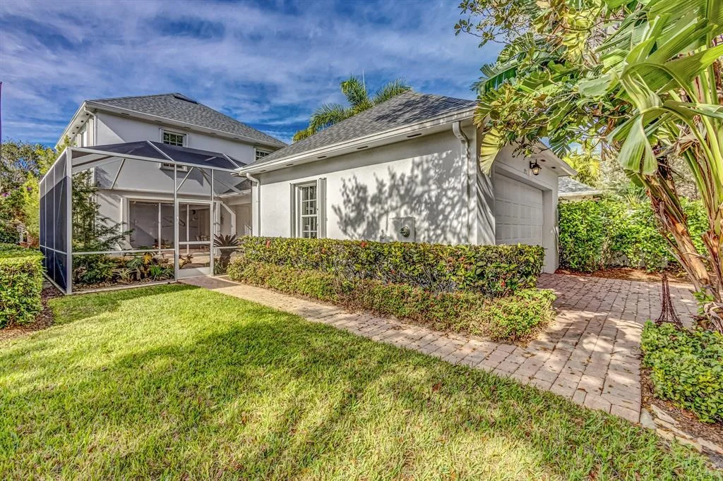 Photo of 185 Barbados Drive