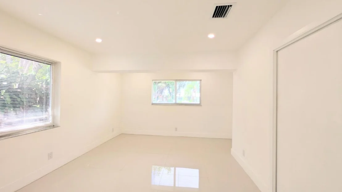 Photo of 3840 NE 22nd Terrace