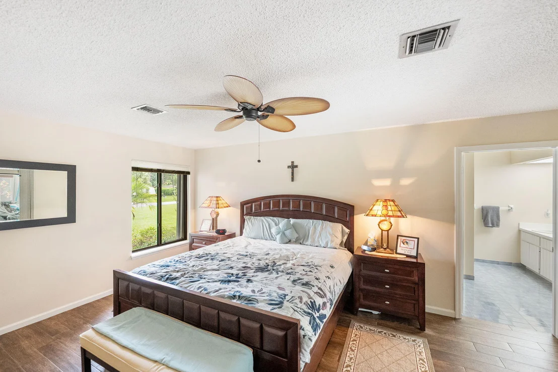 Photo of 17982 Tidewater Circle