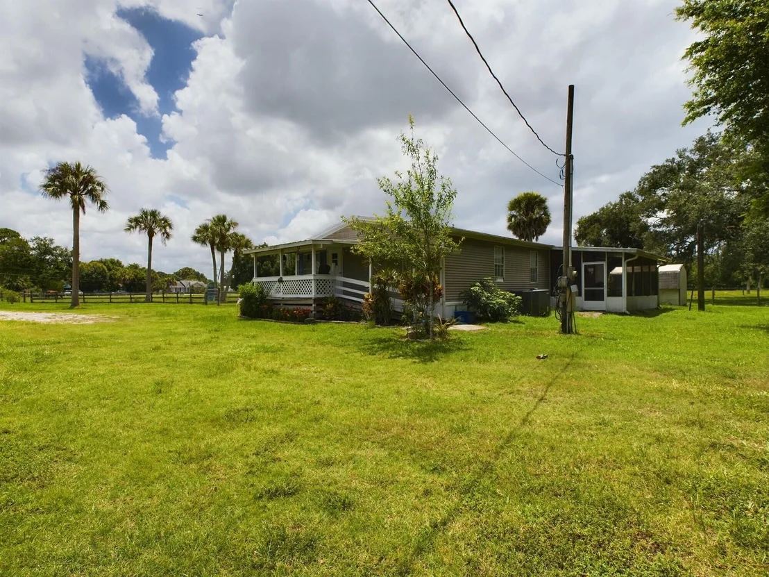 Photo of 945 Ellerbee Road