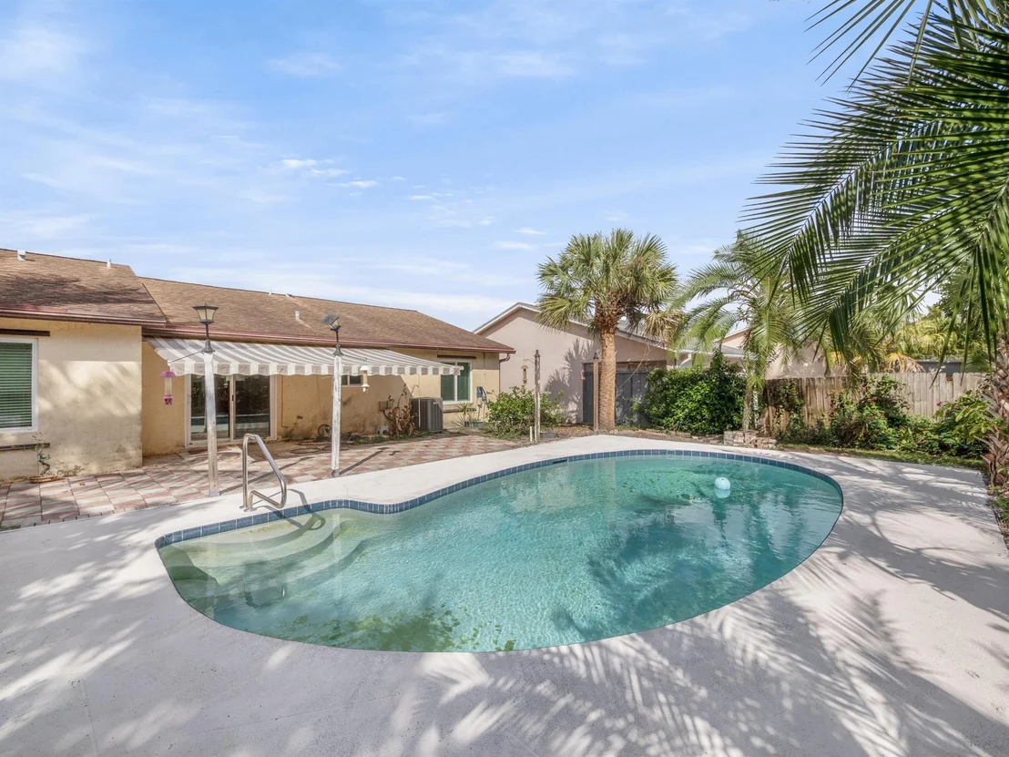Photo of 5947 Westfall Road