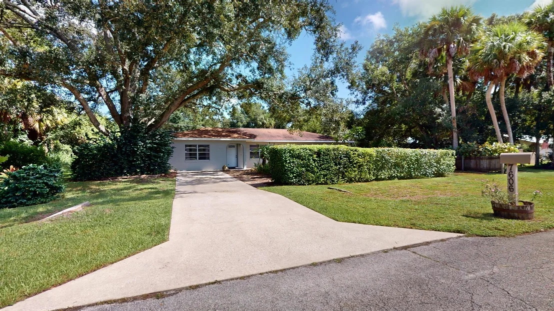 Photo of 7606 Donlon Rd. Road