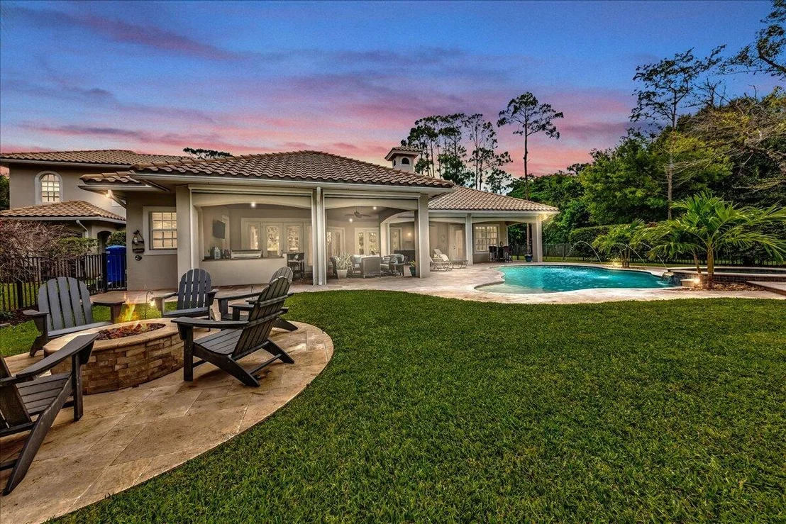 Photo of 378 Squire Drive