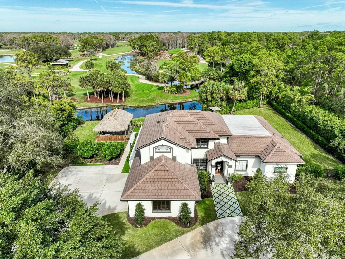 Photo of 1216 SE Colony Way