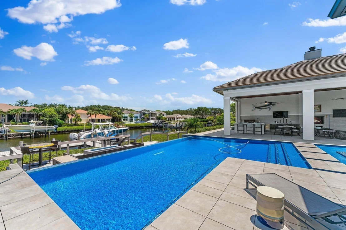 Photo of 112 Quayside Drive