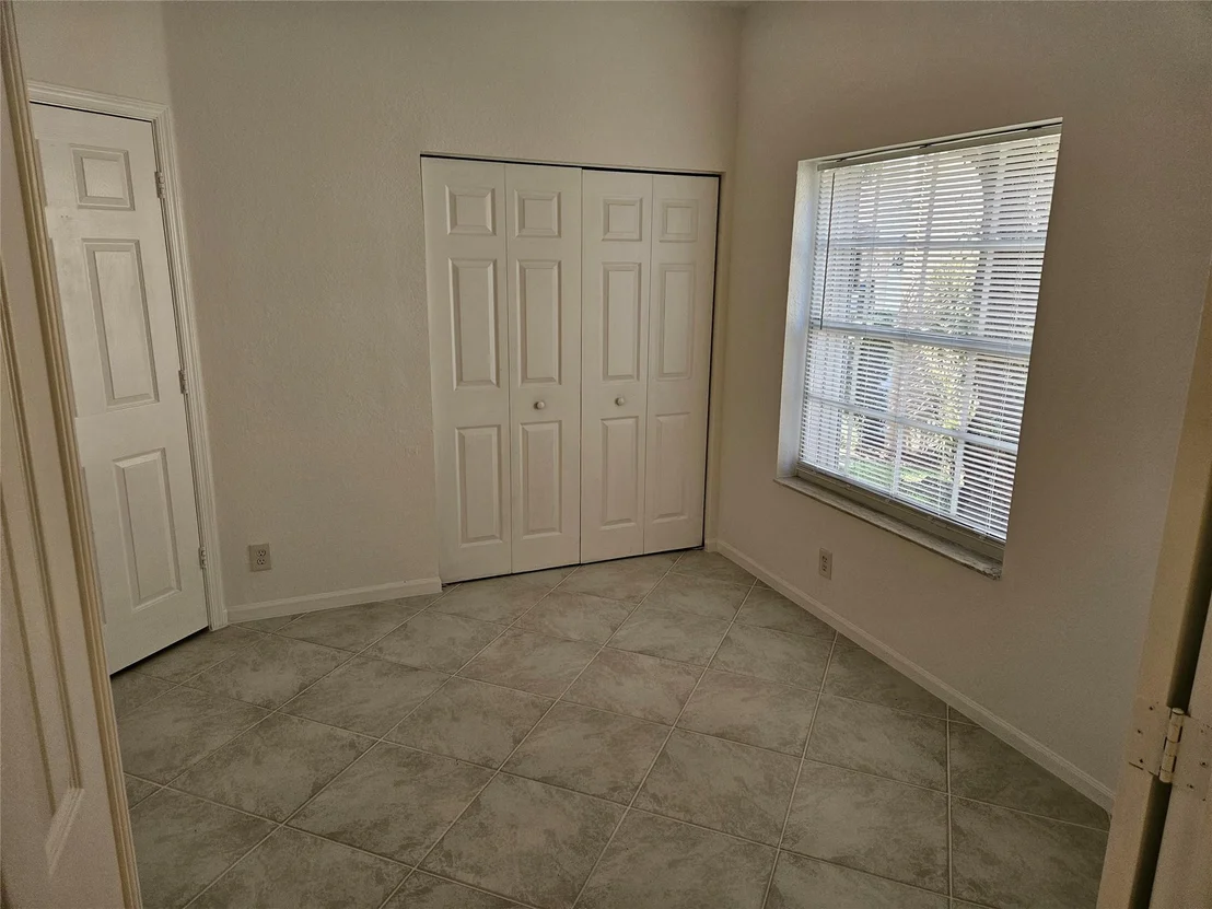 Photo of 5845 EAGLE CAY Circle
