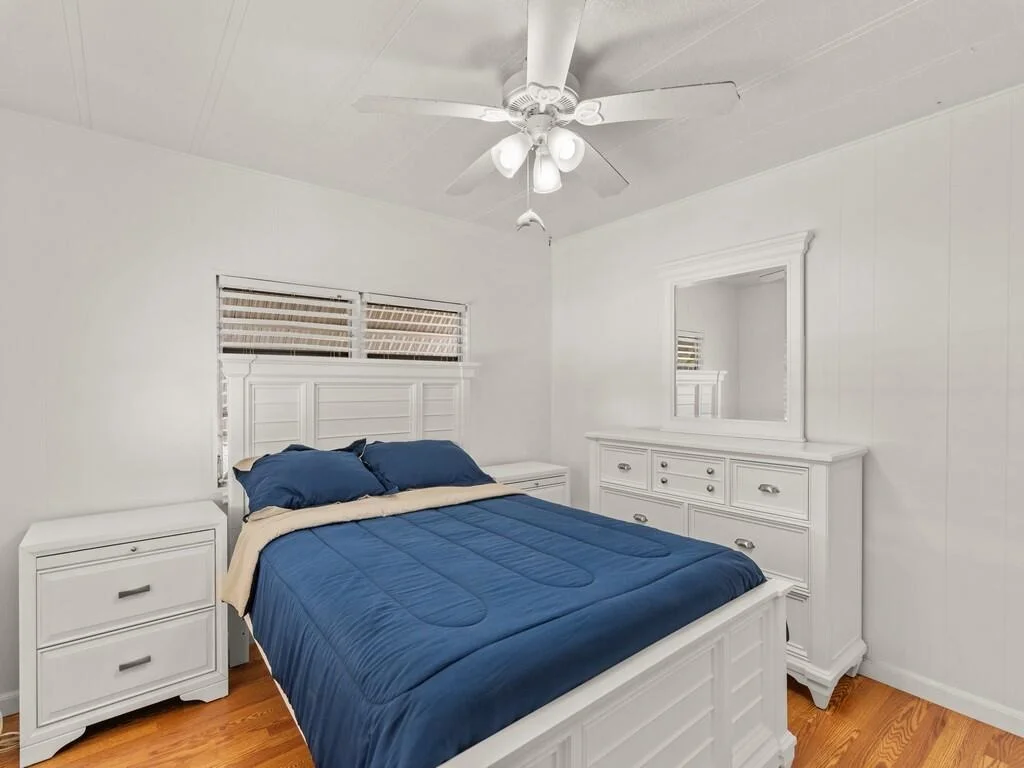 Photo of 300 NE Opal Drive