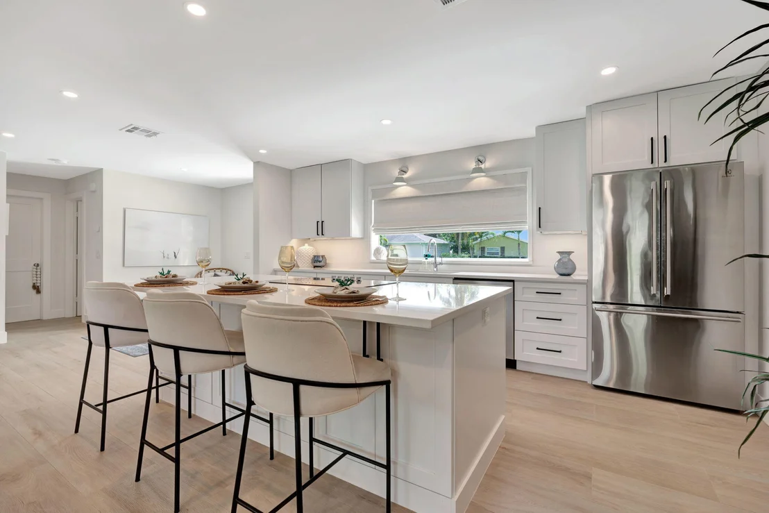 Photo of 359 Beacon Street