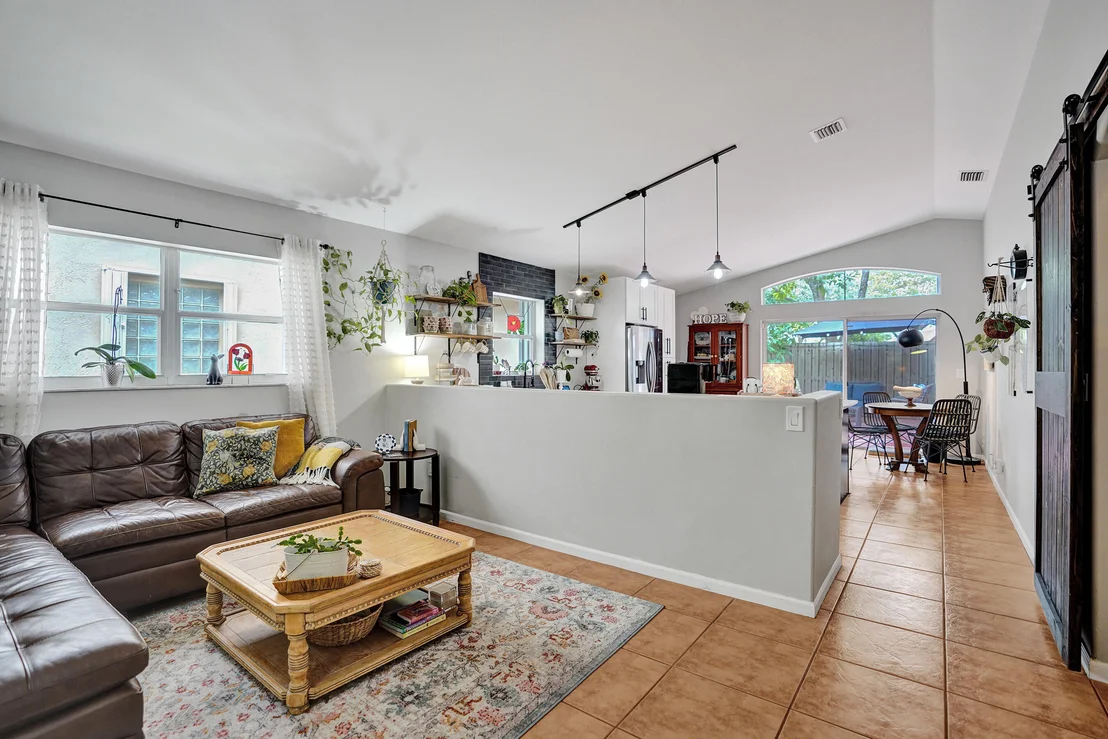 Photo of 6898 Silverado Terrace
