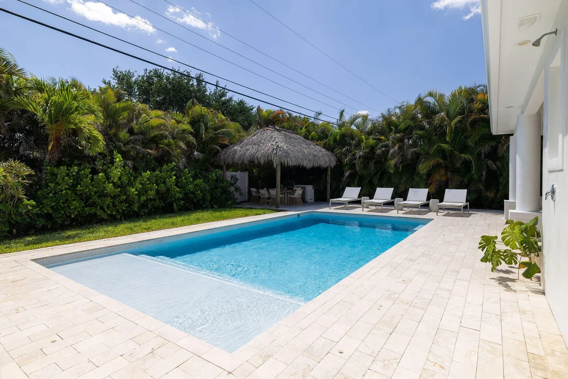 Photo of 19298 Gulfstream Drive