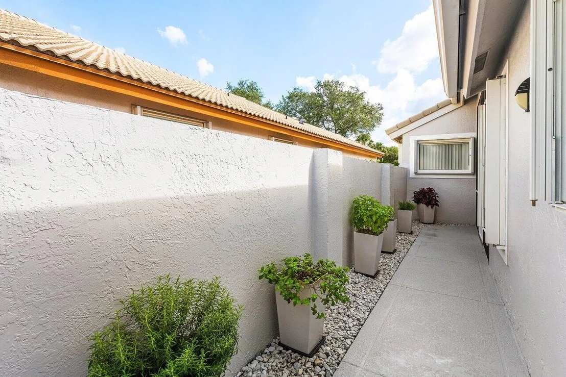 Photo of 2802 Waters Edge Circle