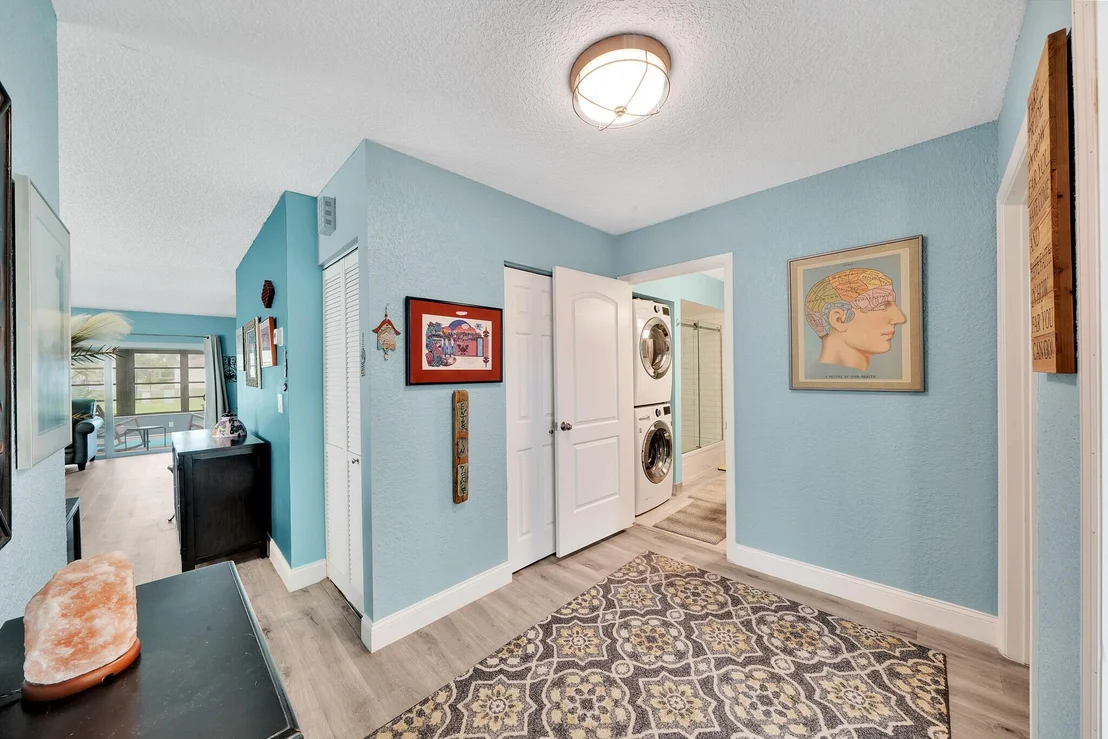 Photo of 5281 Minto Road
