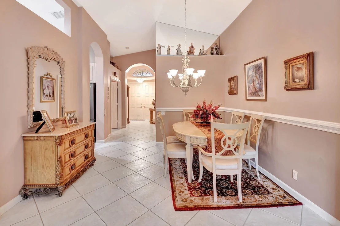 Photo of 5145 Glenville Drive
