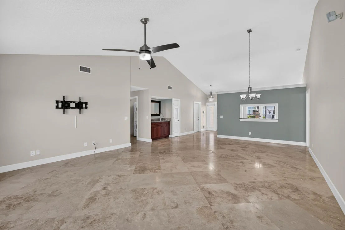 Photo of 114 Palomino Drive