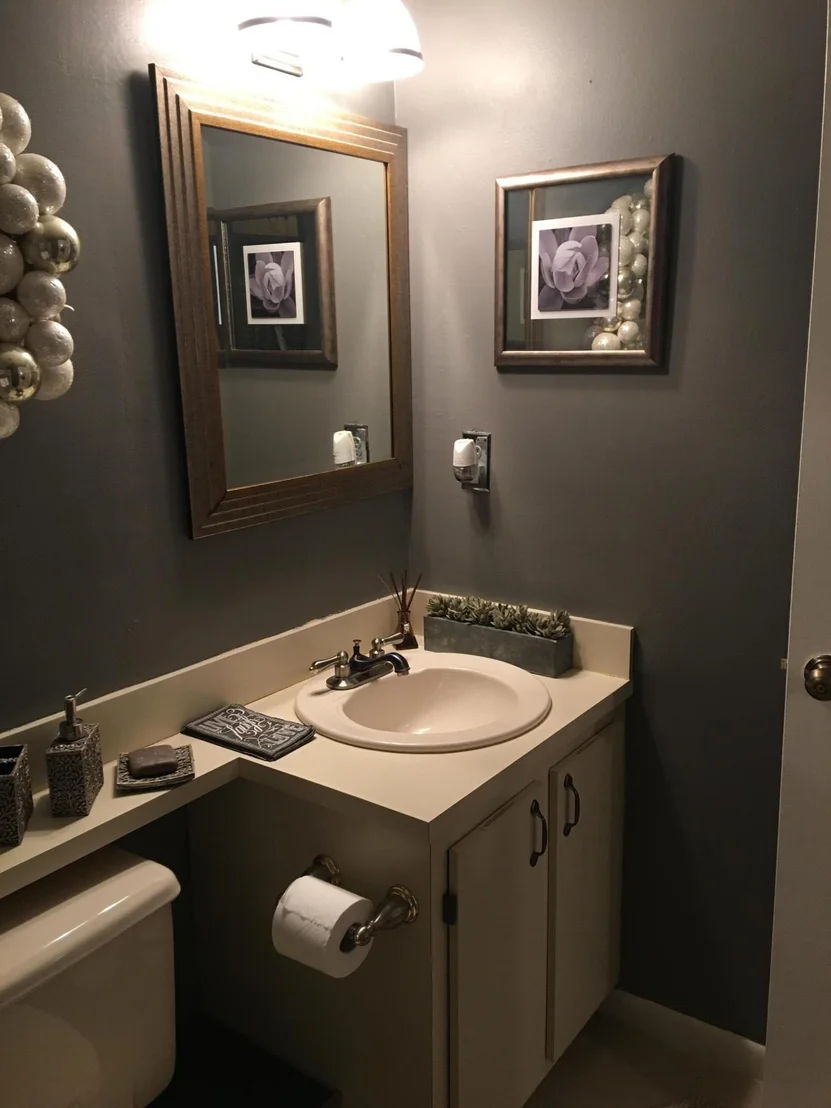 Photo of Unit E at 6515 Chasewood Drive