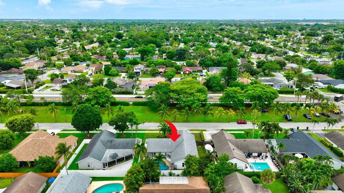 Photo of 586 NW 45TH Way