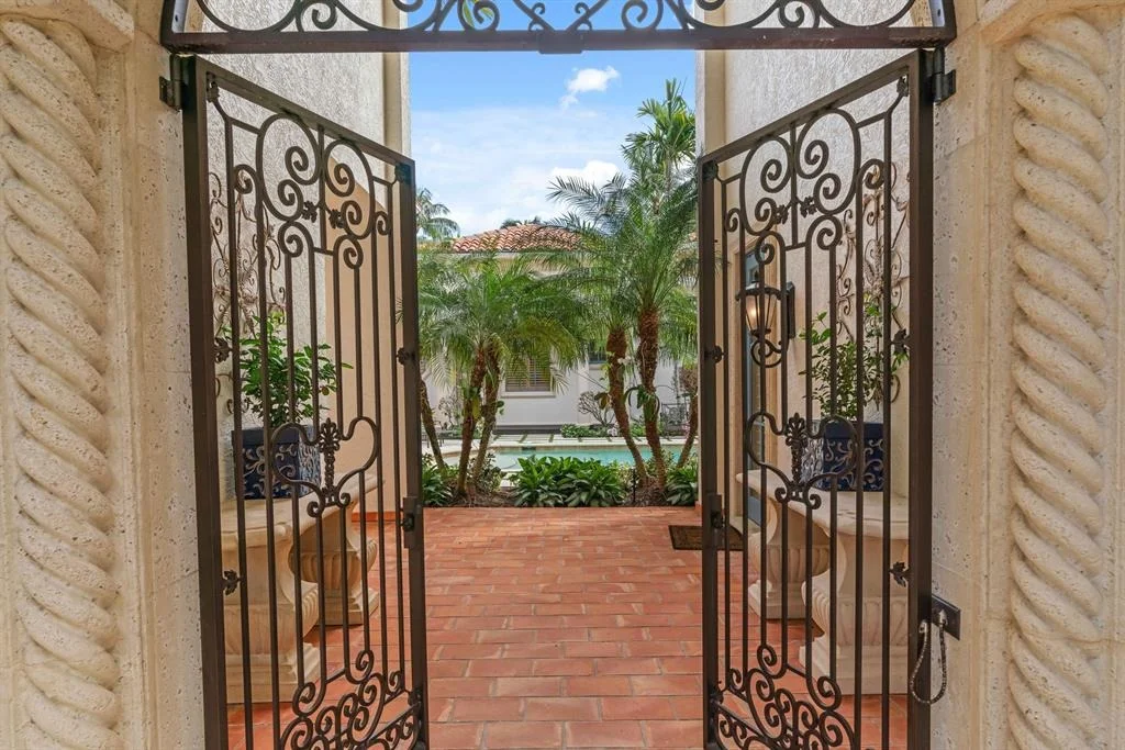 Photo of 406 Mariner Drive