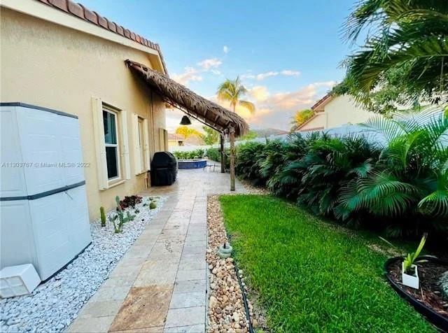 Photo of 6972 NW 19th Street