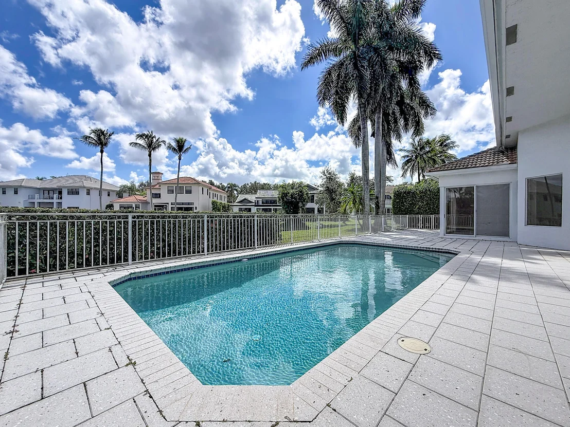 Photo of 5768 Harrington Way