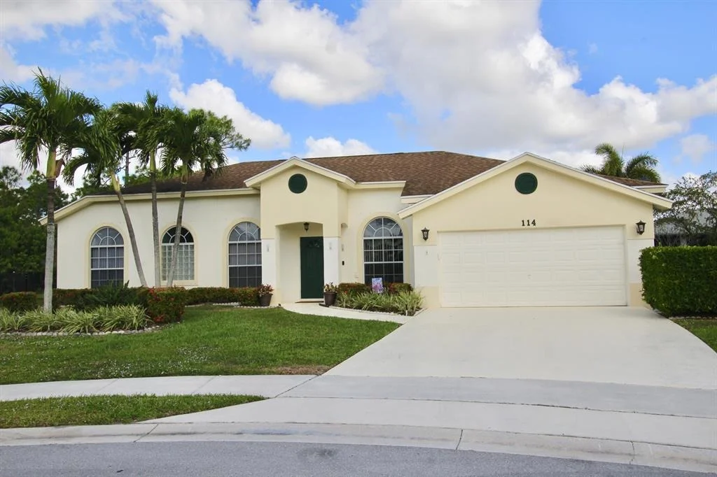 Photo of 114 Laurel Way