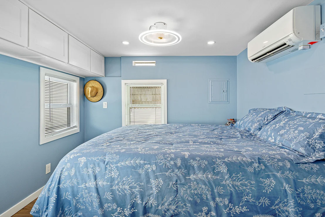 Photo of Unit K at 209 Java Drive