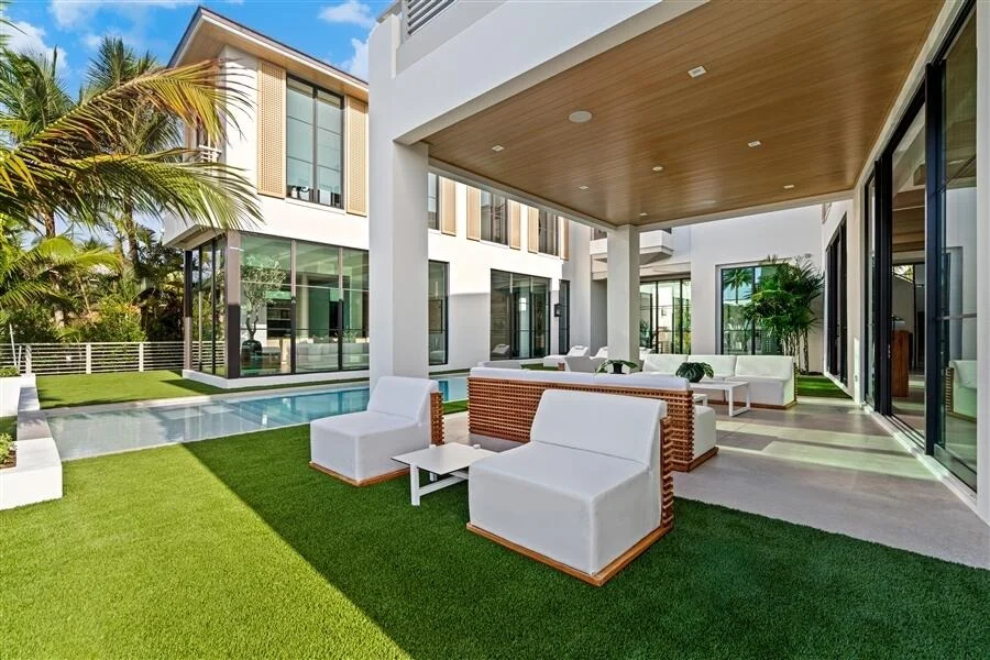 Photo of 1117 BEACH Drive