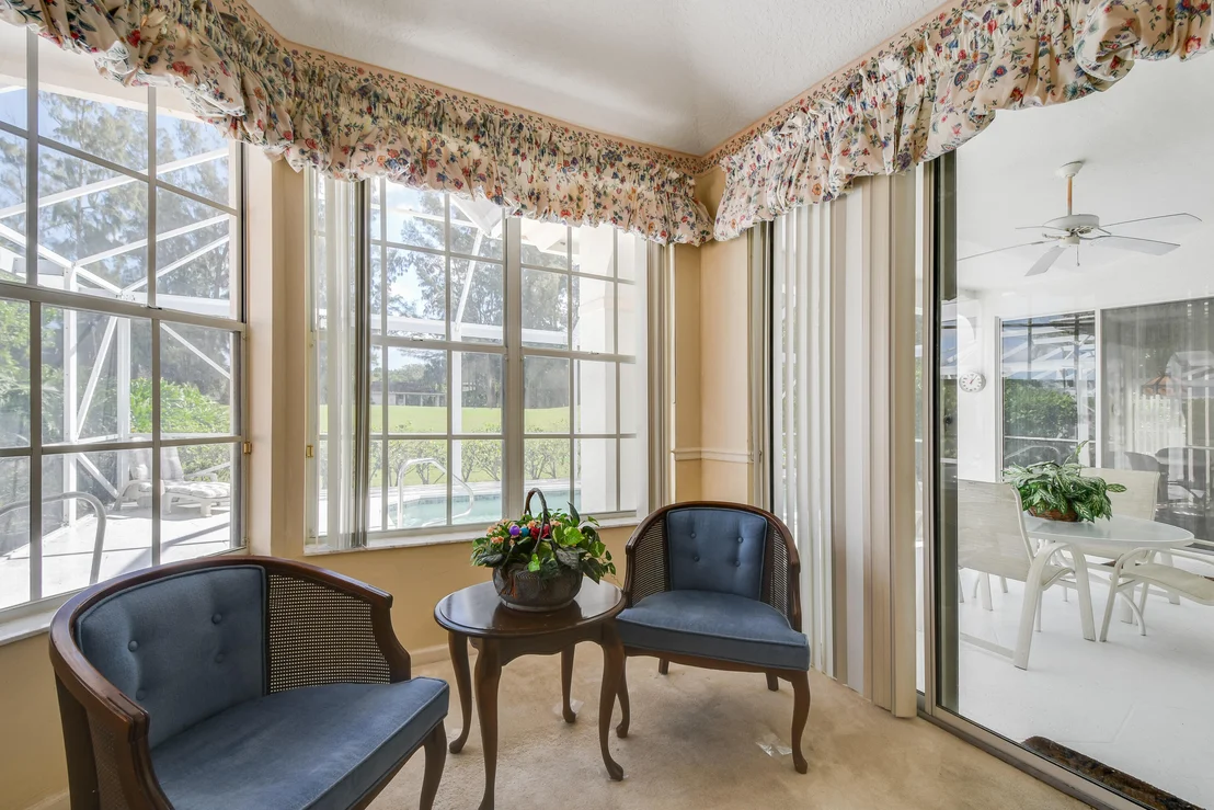Photo of 224 Eagleton Estate Boulevard