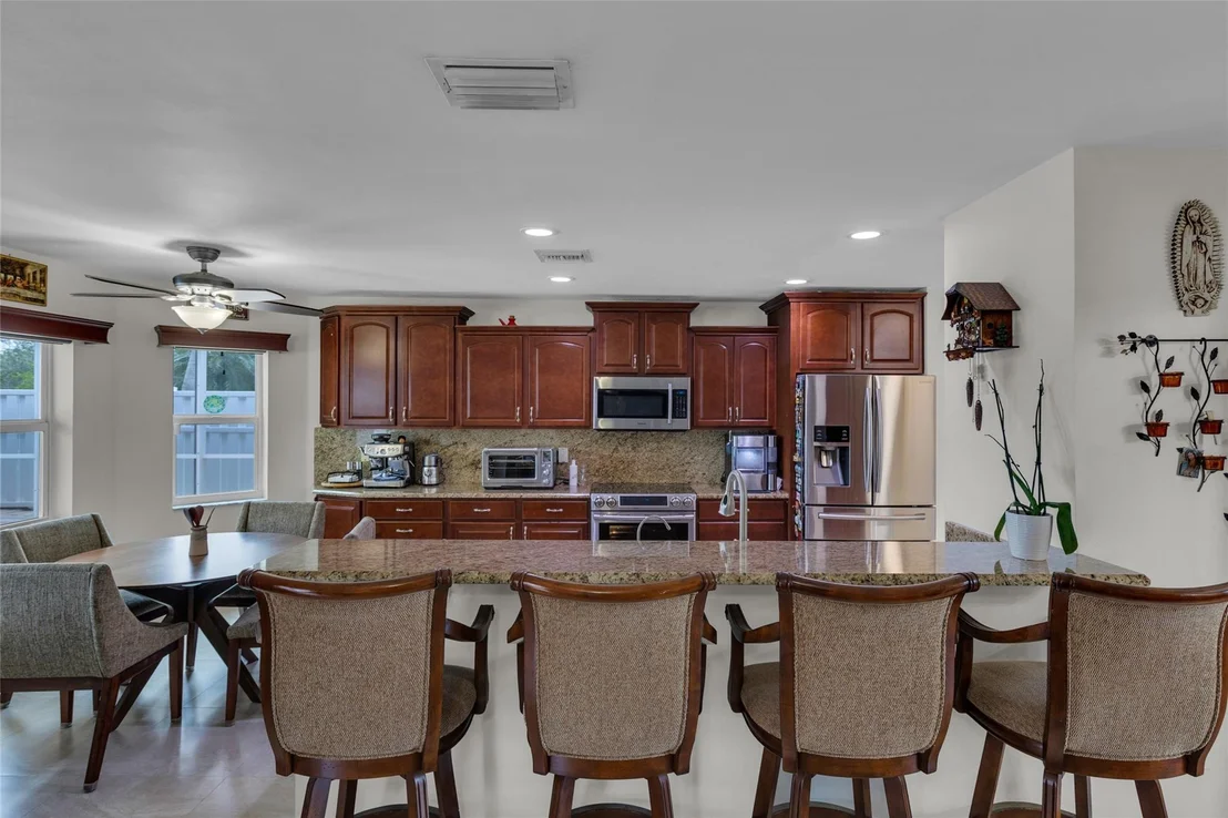 Photo of 84 Gables Boulevard