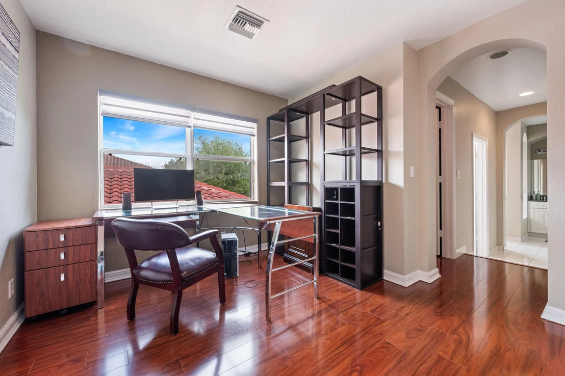 Photo of 658 Cresta Circle