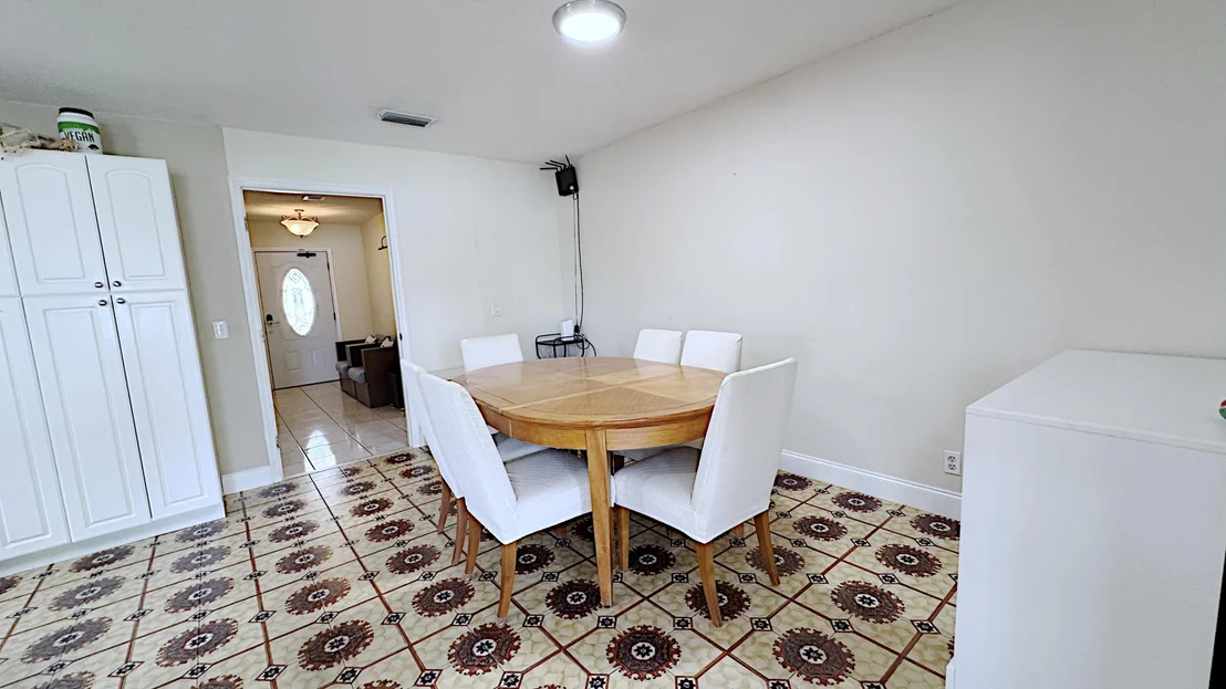 Photo of 411 SE 4th Street