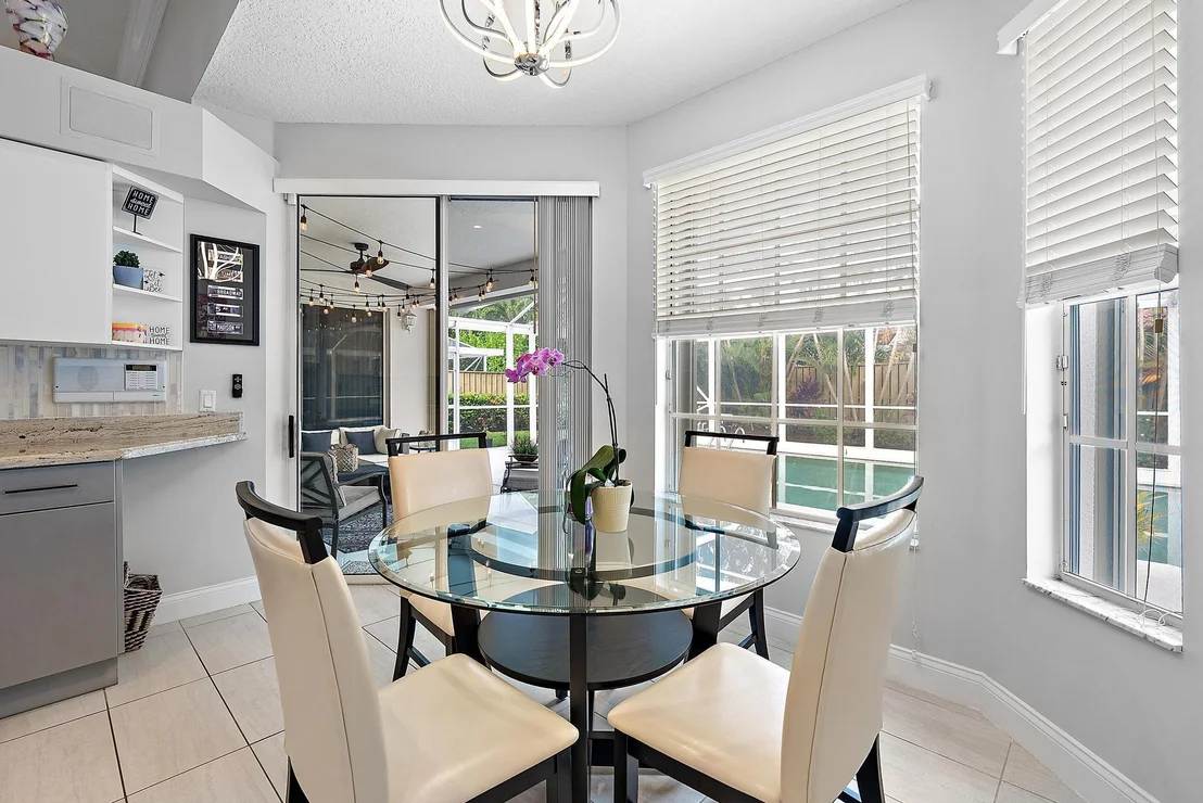 Photo of 203 Eagleton Estate Boulevard