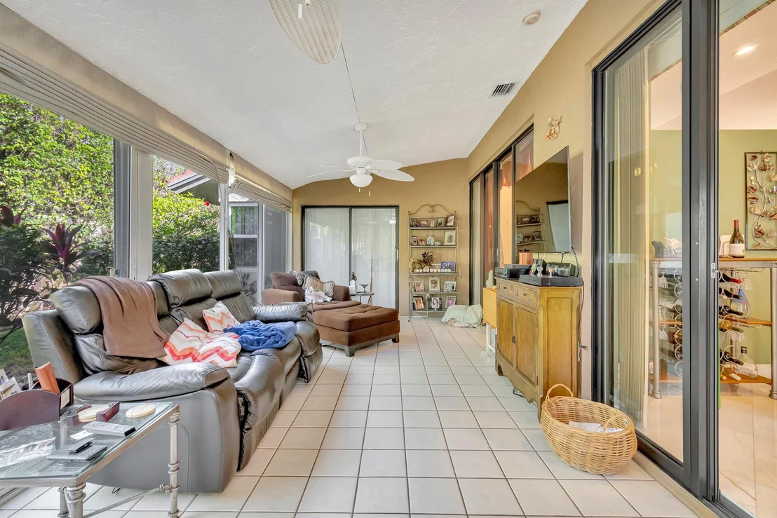 Photo of 8361 Leeway Lane