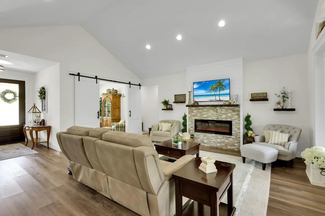 Photo of 10610 Pine Needle Drive