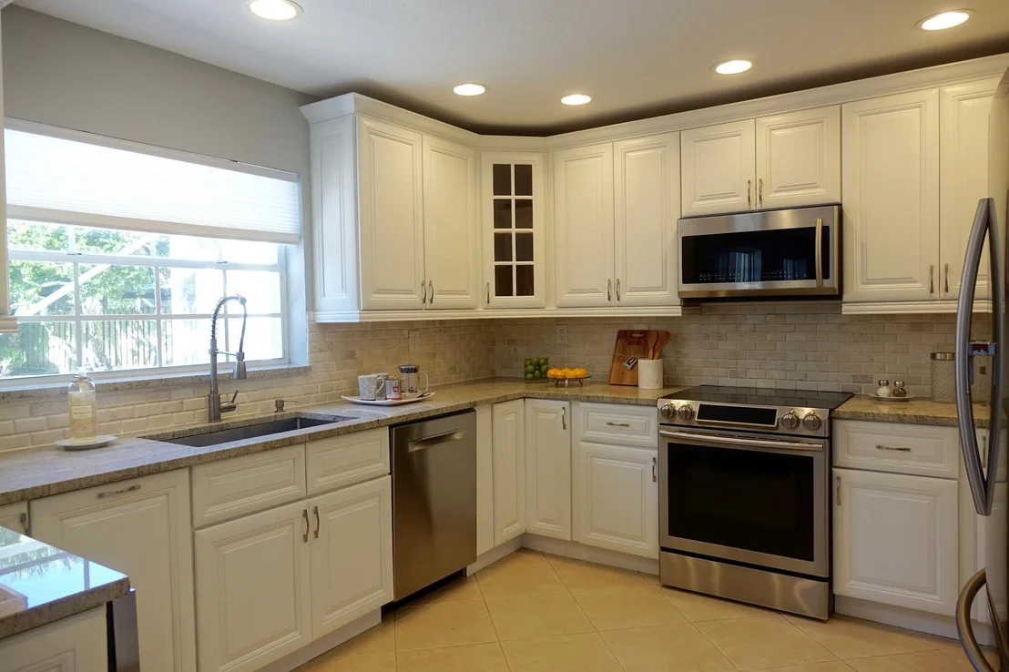 Photo of 11061 Lakeaire Circle