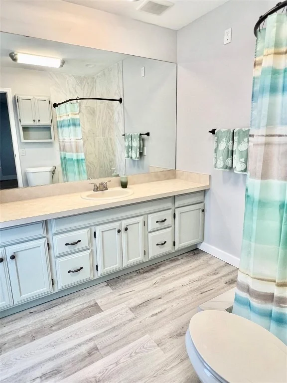 Photo of 10571 Sunset Strip
