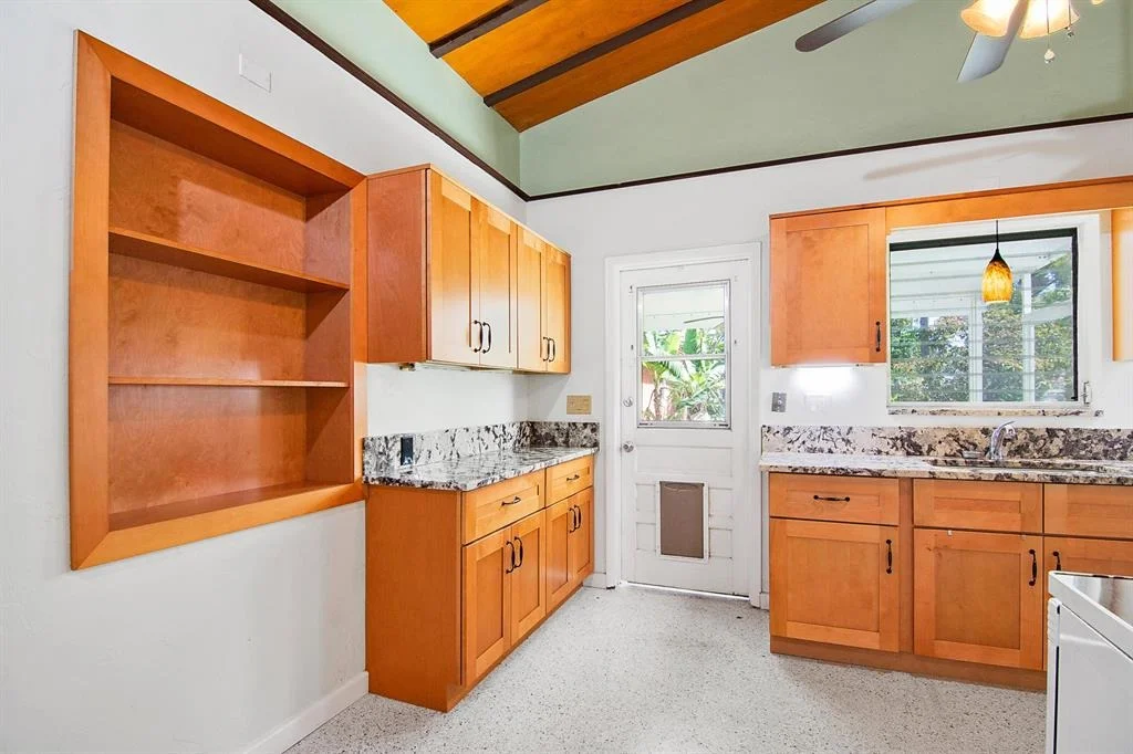 Photo of 421 6th Street